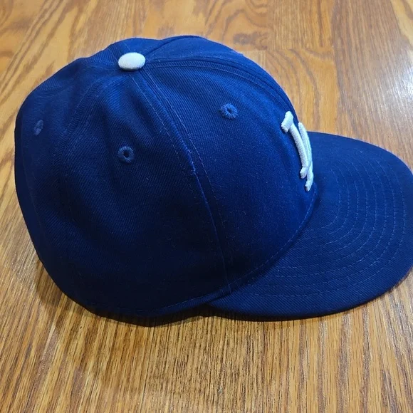New Era Navy Blue LA Cap - Picture 4 of 10